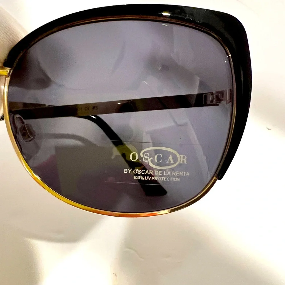 OSCAR BY OSCAR DE LA RENTA, METAL FRAME POLARIZED SUNGLASSES, SUPER NICE & CHIC